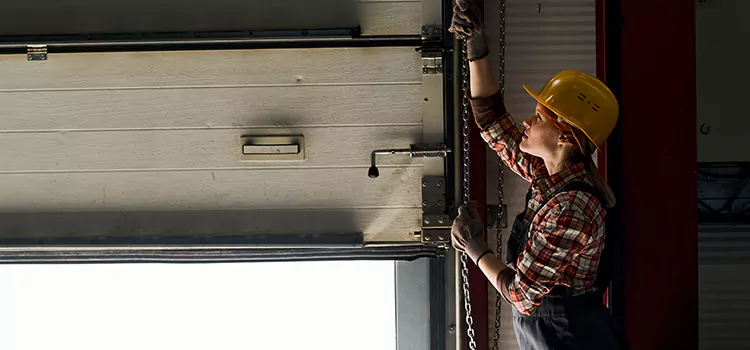 Addressing Common Garage Door Stoppage Issues in Fountain Valley, CA